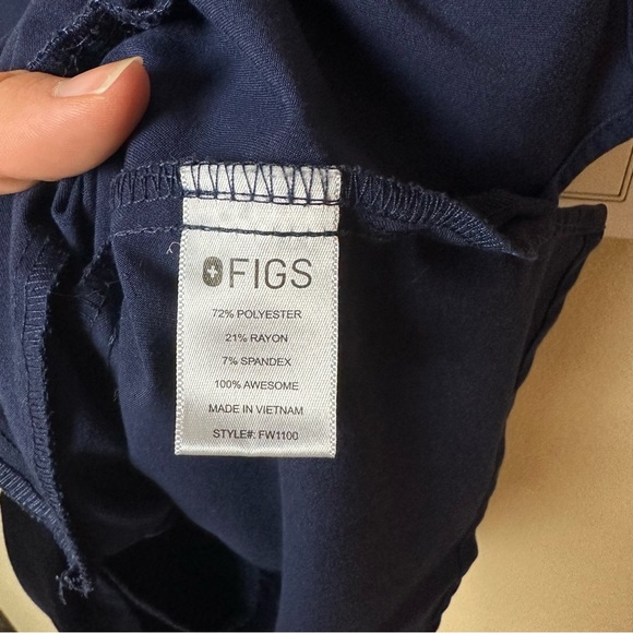 FIGS Casma M - Navy - Picture 6 of 6